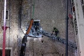 Worker Dies in Medieval Tower Collapse - Ro