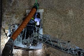 Worker Dies in Medieval Tower Collapse - Ro