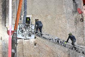 Worker Dies in Medieval Tower Collapse - Ro
