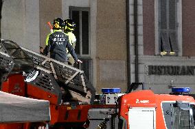 Worker Dies in Medieval Tower Collapse - Ro