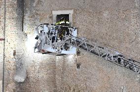 Worker Dies in Medieval Tower Collapse - Ro
