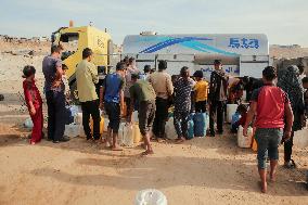 Meal and Water Distribution in Gaza