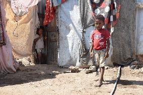 Displaced Children of Yemen - Aden