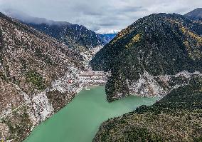 World Highest Dam Shuangjiangkou Hydropower Station Construction