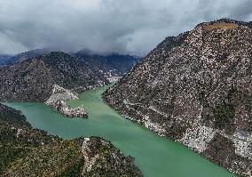 World Highest Dam Shuangjiangkou Hydropower Station Construction
