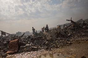 Life In The Ruins In Gaza After Ceasefire - Palestine