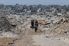 Life In The Ruins In Gaza After Ceasefire - Palestine