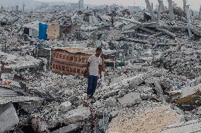 Life In The Ruins In Gaza After Ceasefire - Palestine