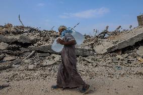 Life In The Ruins In Gaza After Ceasefire - Palestine