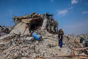 Life In The Ruins In Gaza After Ceasefire - Palestine