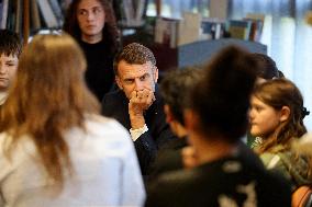 President Macron Meets with Middle and High School Students - Rochefort