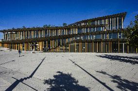 Illustration - Saint-Denis Pleyel Station - Paris Express