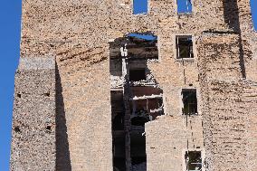Tribute To The Worker Who Died Following The Collapse Of The Torre Dei Conti - Rome