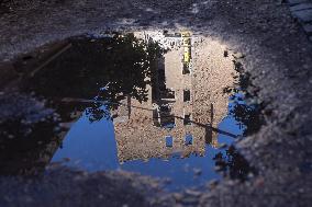 Tribute To The Worker Who Died Following The Collapse Of The Torre Dei Conti - Rome