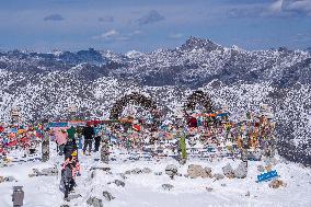 Dagu Glacier Scenic Area