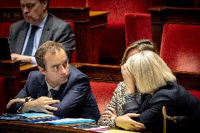 Opening session to discuss France's social security budget - Paris AJ