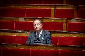 Opening session to discuss France's social security budget - Paris AJ