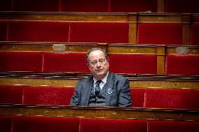 Opening session to discuss France's social security budget - Paris AJ