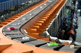 Online Shopping Logistics Peak in China