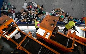 Online Shopping Logistics Peak in China