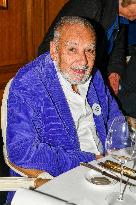 Laurent Mauvignier Wins Goncourt Prize For “La Maison Vide” - Paris