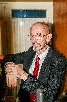 Laurent Mauvignier Wins Goncourt Prize For “La Maison Vide” - Paris