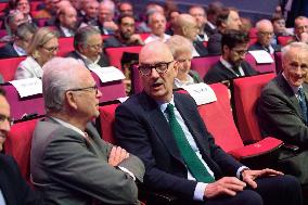 Ministerial Visits to Automotive Industry Day - Paris