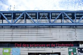 Ministerial Visits to Automotive Industry Day - Paris