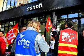 Inter-Union Rally In Front Of Maison Sanofi - Paris