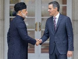 Sanchez receives the Sultan of Oman at Moncloa - Madrid