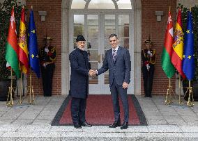 Sanchez receives the Sultan of Oman at Moncloa - Madrid
