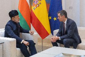 Sanchez receives the Sultan of Oman at Moncloa - Madrid
