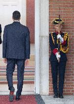 Sanchez receives the Sultan of Oman at Moncloa - Madrid