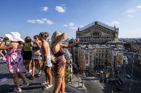 Illustration - Galeries Lafayette - Paris