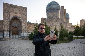 Jean-Michel Jarre Sightseeing - Samarkand