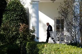 Donald Trump departs to Florida - Washington