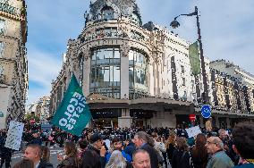 Illustration - Shein in BHV Paris