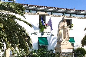 Driver Rams Into Pedestrians in Western France - Island of Oleron