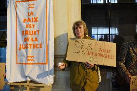 Protests Against Eric Zemmour's Book - Paris