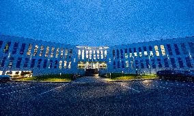 Estonian presidentÂ´s visit to the Estonian Aviation Academy