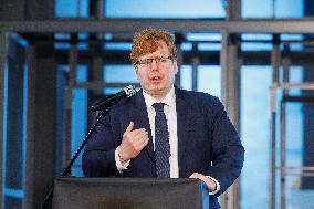 Skeleton Technologies opens plant in Finland