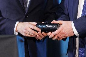 Skeleton Technologies opens plant in Finland