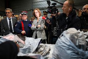 Operation to Inspect Packages from Shein - Paris