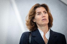 Roland Lescure at the Future4Care Incubator for the French Tech - Paris AJ