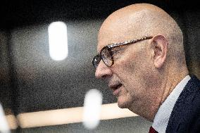 Roland Lescure at the Future4Care Incubator for the French Tech - Paris AJ