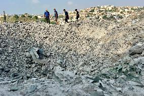 One Dead and Three Injured in An Israeli Air Strike in Southern Lebanon