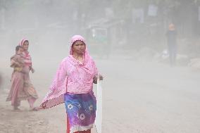 Air Quality Deteriorates in Dhaka - Bangladesh