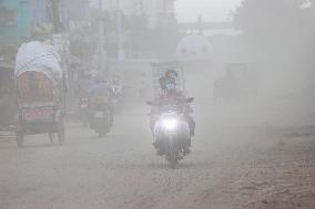 Air Quality Deteriorates in Dhaka - Bangladesh