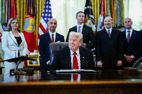 Trump Speaks in The Oval Office - Washington