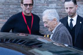 Robert De Niro Recieves The Capitoline Wolf - Rome